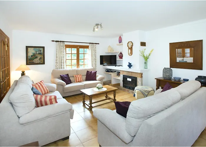 Owl Volanti - 10 Walk To The Old Town Pollença