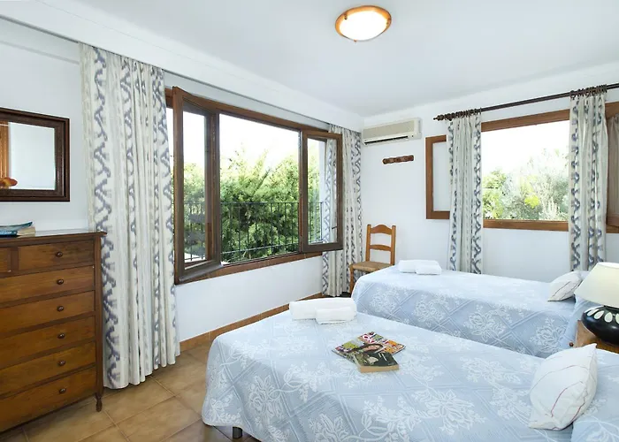 Owl Volanti - 10 Walk To The Old Town Villa *